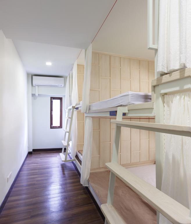 Hotel Baan Khun Nine Wang Doem Bangkok Esterno foto
